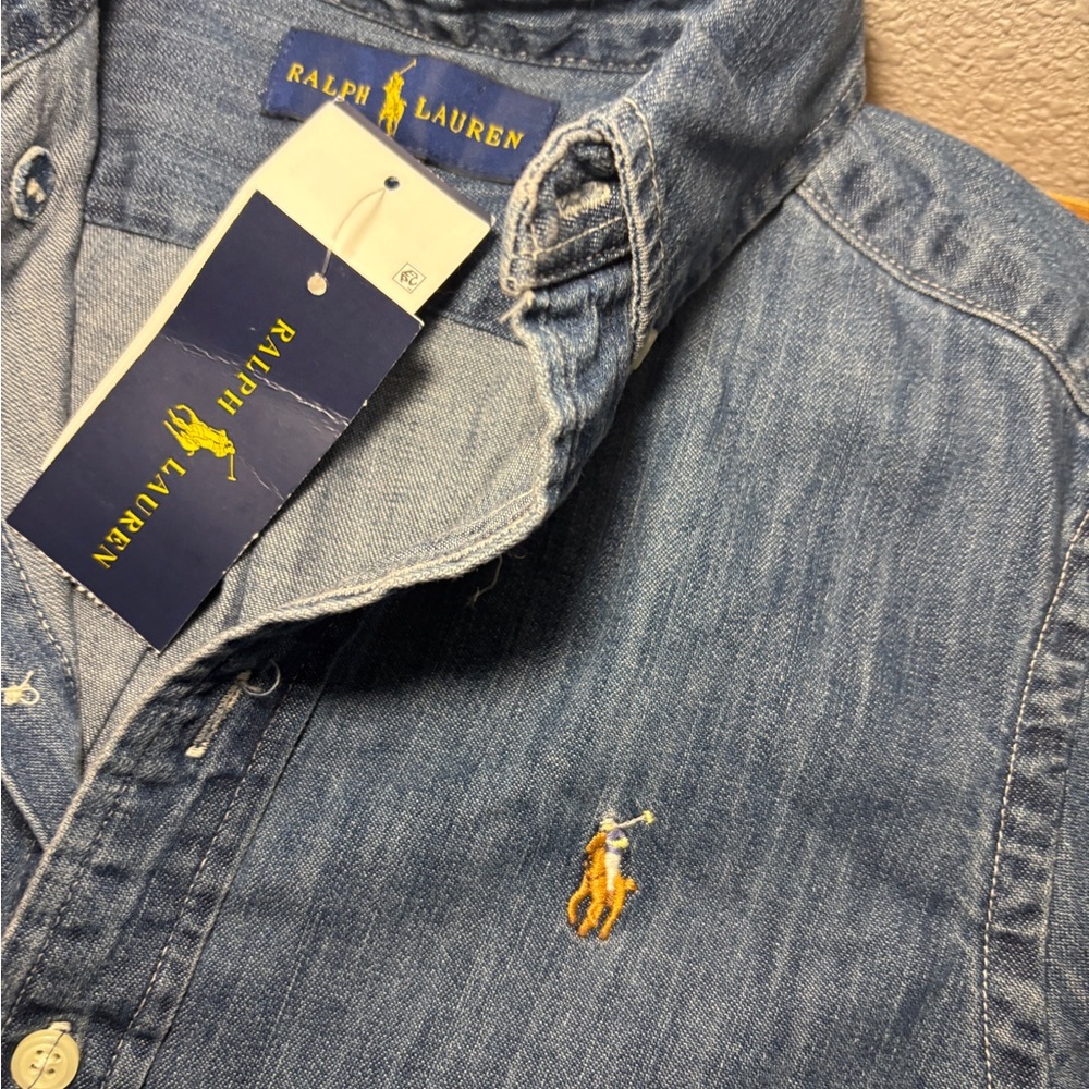 NWT Ralph Lauren size small (kids 8) classic denim button down.
